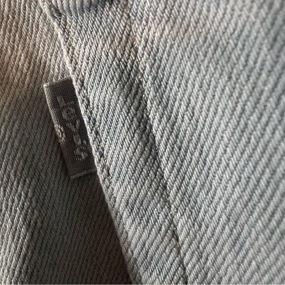 Levi’s SilverTab Light Wash Mom Jean - Picture 13 of 16